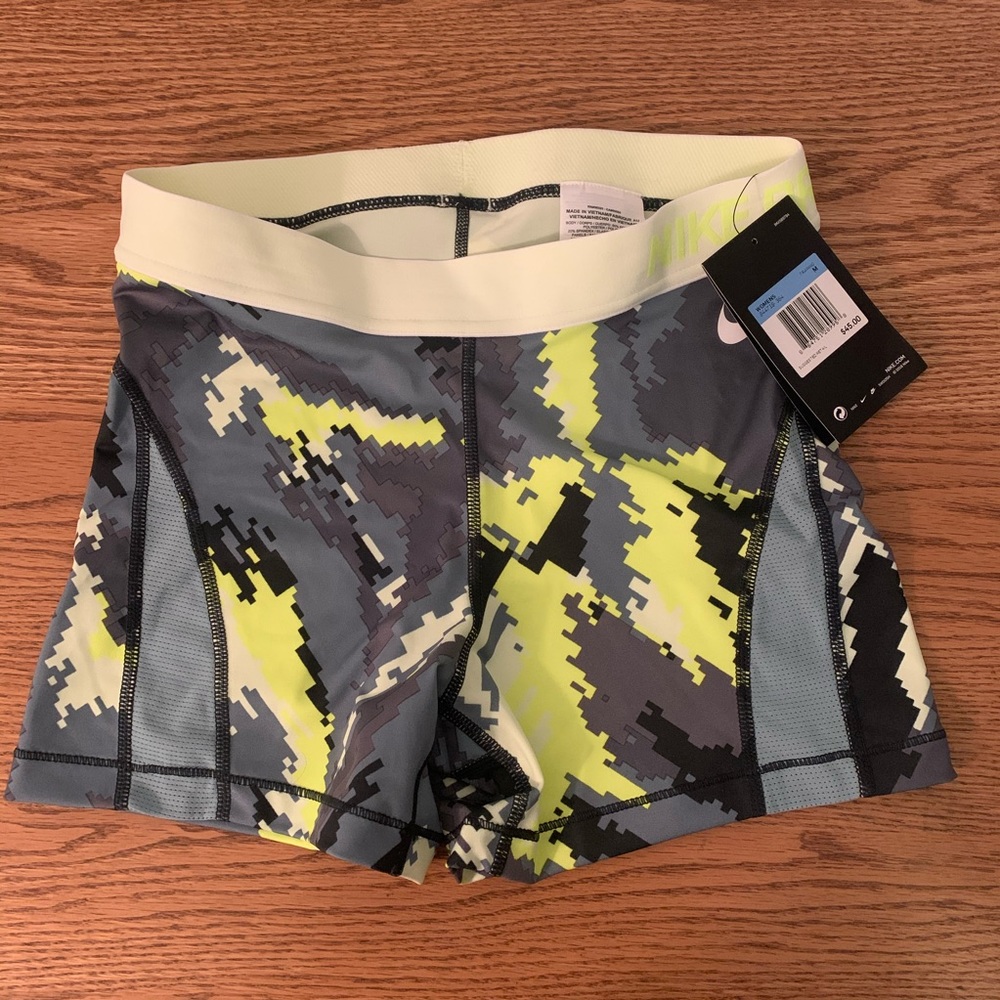 NEW NIKE PRO HYPERCOOL [M] Womens 3.0" COMPRESSION